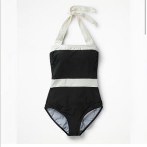 BODEN Santorini one piece — black/white— size 14
